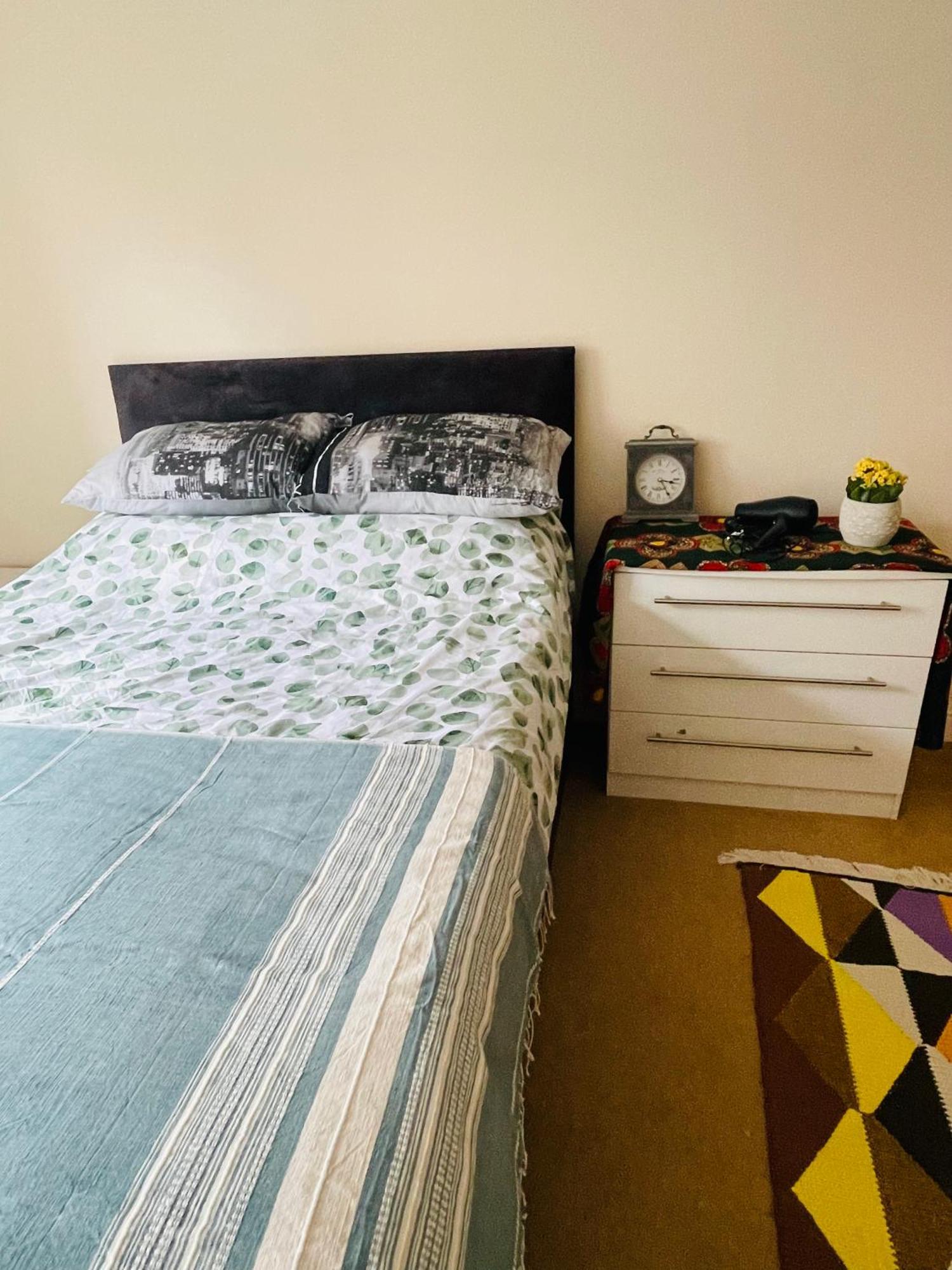 Bright Fun Relaxing Apartment In The Heart Of Epsom Exterior foto
